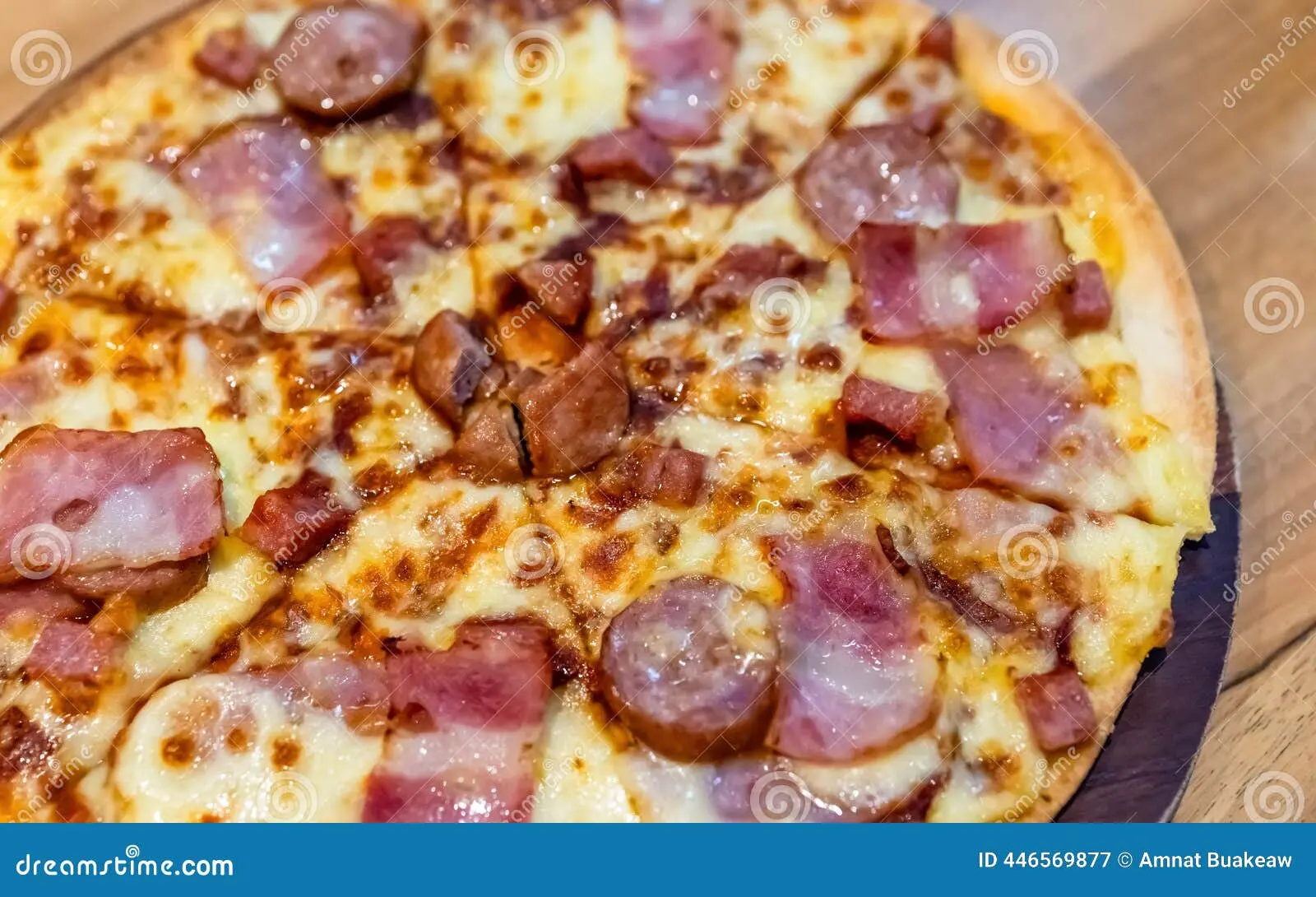 Pizza Lomito Ahumado artesanal congelada