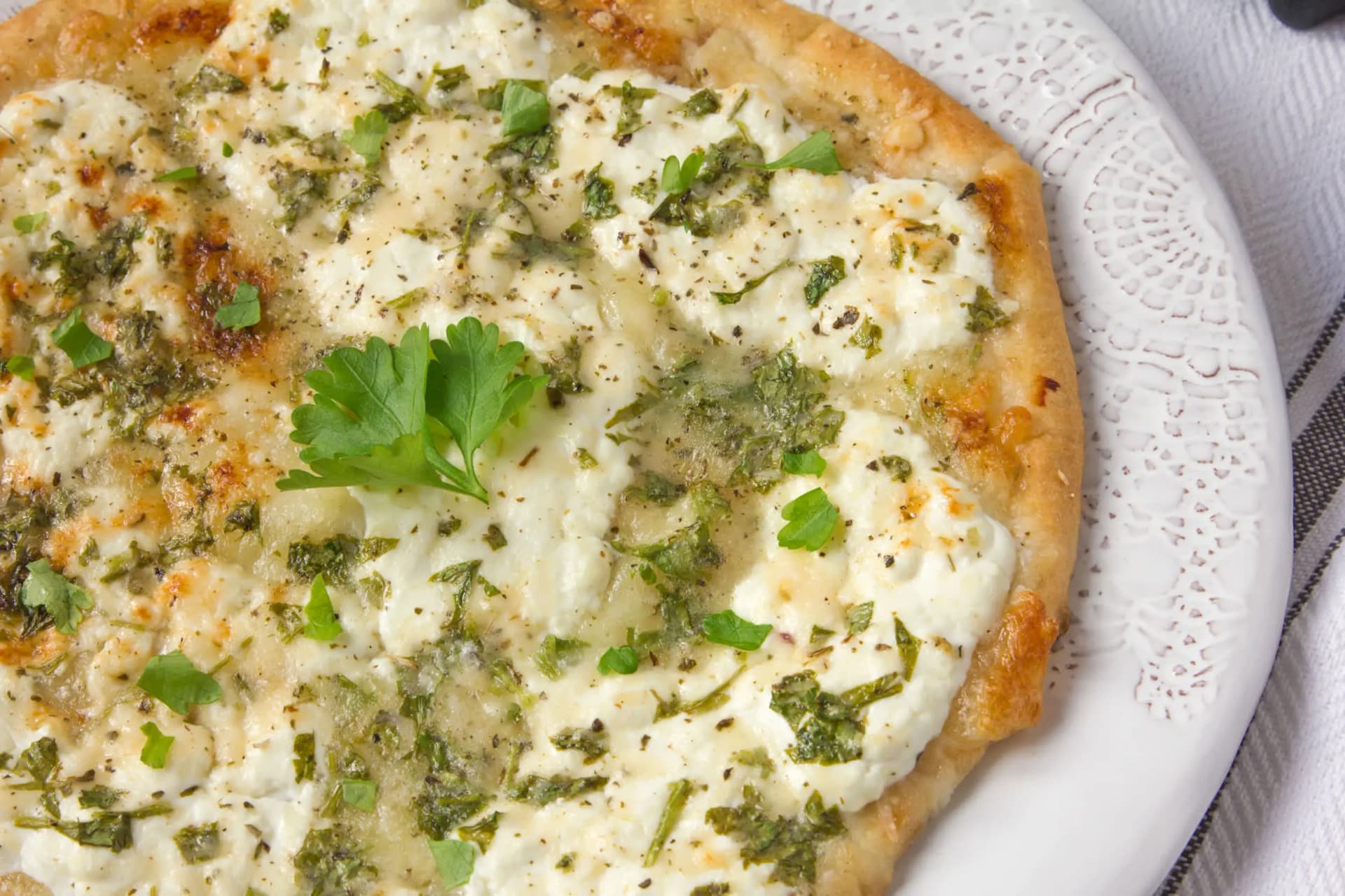 Pizza Provolone artesanal congelada